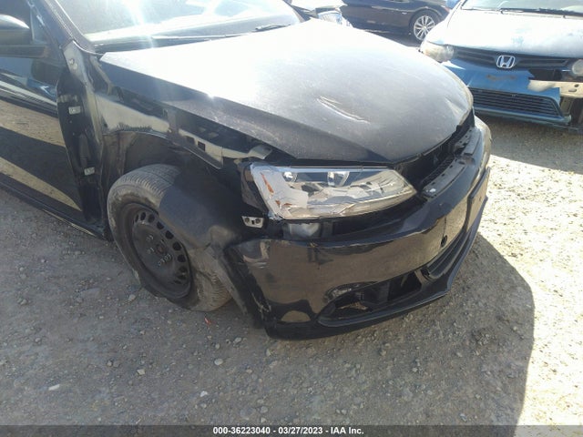 3VW2K7AJ3EM333698 Volkswagen Jetta Sedan S