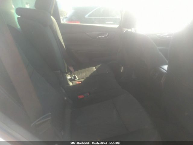 KNMAT2MT7JP525318 Nissan ROGUE SV