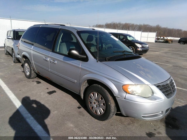 2007 CHRYSLER TOWN & COUNTRY LWB LX VIN: 2A4GP44R57R298159