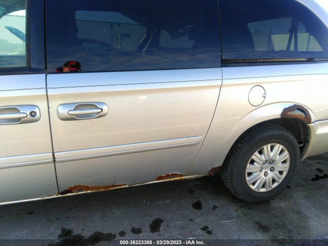 2007 CHRYSLER TOWN & COUNTRY LWB LX VIN: 2A4GP44R57R298159