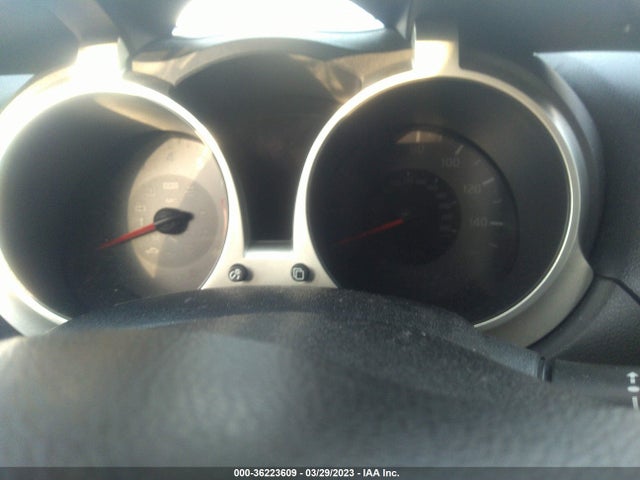 2014 NISSAN JUKE S VIN: JN8AF5MV8ET481051