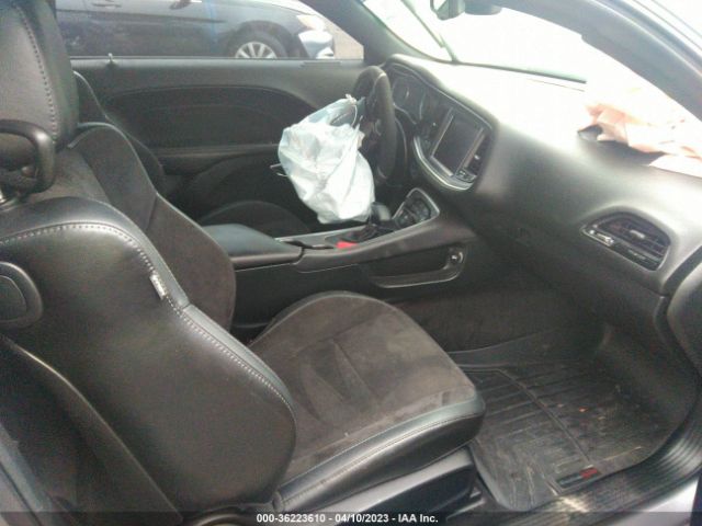 2C3CDZBTXJH199332 Dodge Challenger R/t Plus Shaker