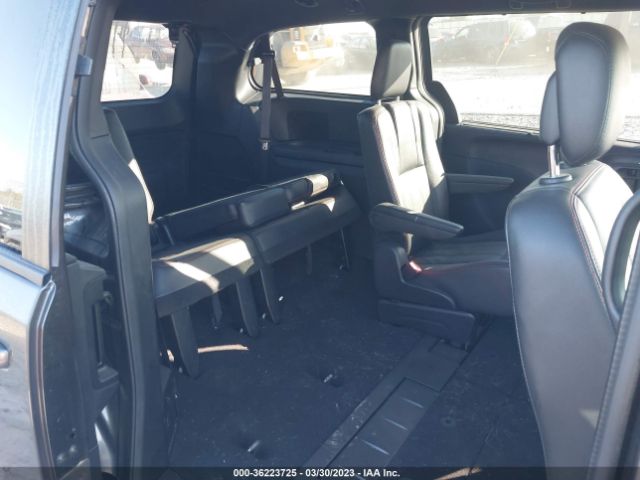 2C4RDGEG0KR641152 Dodge Grand Caravan Gt