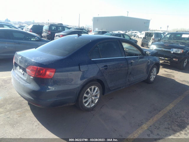 3VWD17AJ0EM301741 Volkswagen Jetta Sedan Se W/connectivity