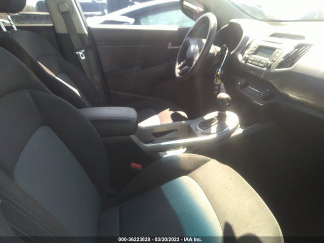 2016 KIA SPORTAGE LX VIN: KNDPB3AC6G7838375