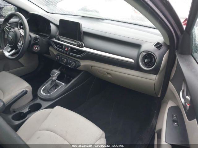 3KPF24AD7ME300547 KIA Forte Lxs