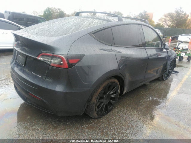 Tesla Model Y Long Range 2021 5YJYGDEE3MF214899 Image 4