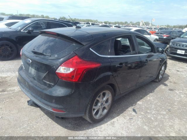 1FADP3N2XEL321449 Ford Focus Titanium