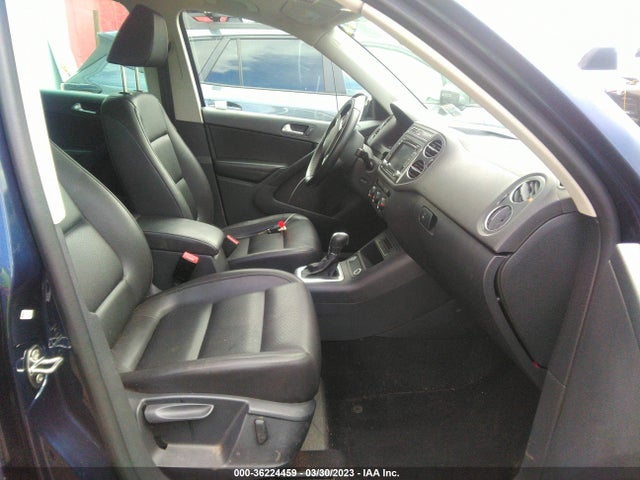 WVGBV3AX7EW545006 Volkswagen TIGUAN SE