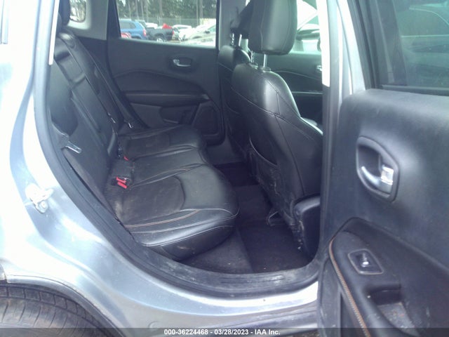 3C4NJDBB7JT470202 Jeep Compass Latitude