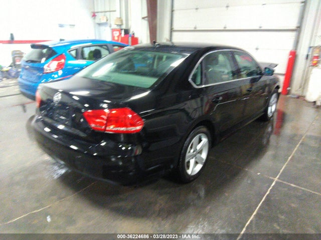 1VWAS7A31FC105652 Volkswagen Passat 1.8t Limited Edition