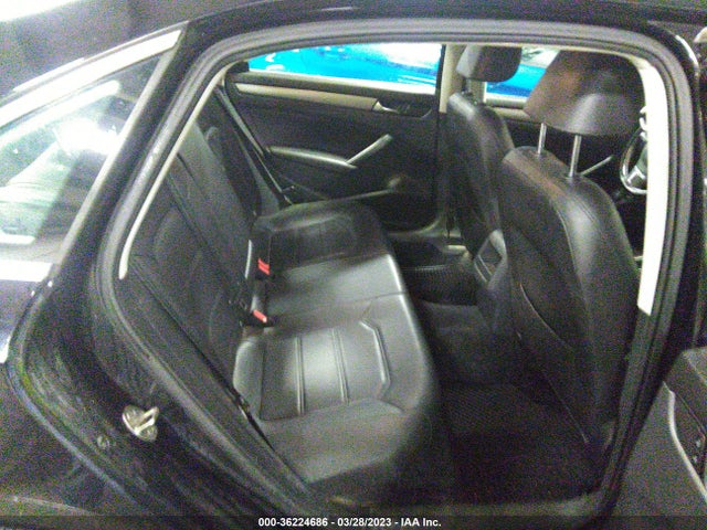 1VWAS7A31FC105652 Volkswagen Passat 1.8t Limited Edition