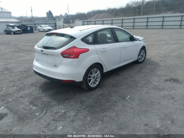 1FADP3K29FL205021 Ford FOCUS SE