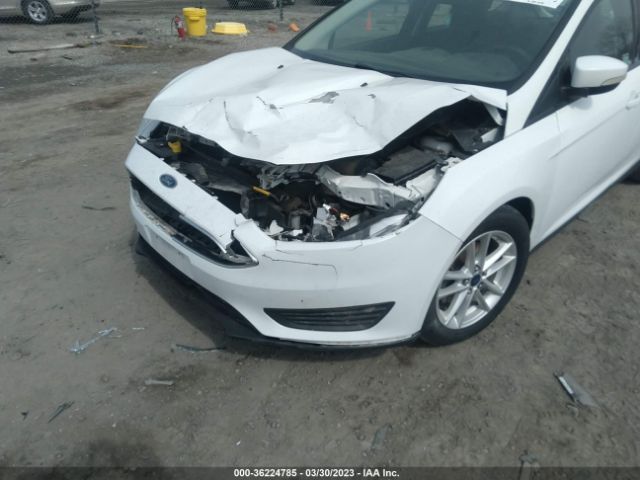 1FADP3K29FL205021 Ford FOCUS SE