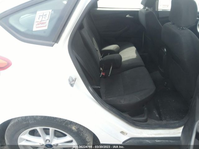 1FADP3K29FL205021 Ford FOCUS SE
