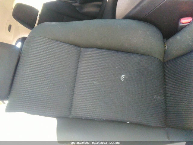 Toyota RAV4 LE 2017 JTMZFREV3HJ710689 Image 5