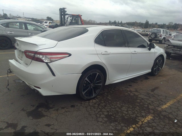 Toyota CAMRY XSE 2018 4T1B61HK2JU124599 Image 5