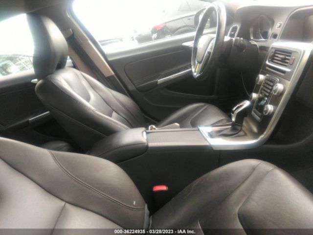YV1612TK4G2394353 Volvo S60 T5 Premier