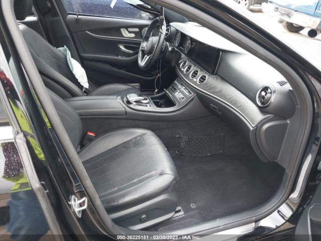 WDDZF4JB1KA524502 Mercedes-Benz E-class E 300