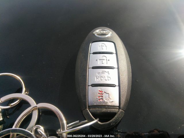3N1AB7AP3HL695157 Nissan SENTRA SV