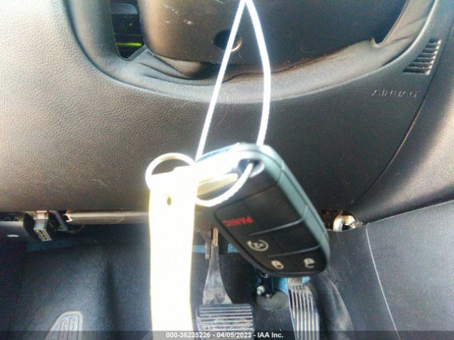 3C4NJCBB5HT605777 Jeep Compass Latitude