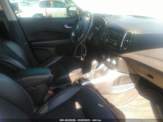 3C4NJCBB5HT605777 Jeep Compass Latitude