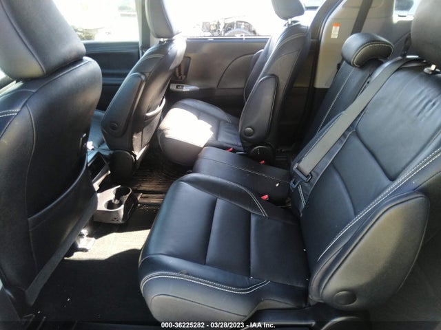 Toyota SIENNA SE 2017 5TDXZ3DC6HS856020 Image 8