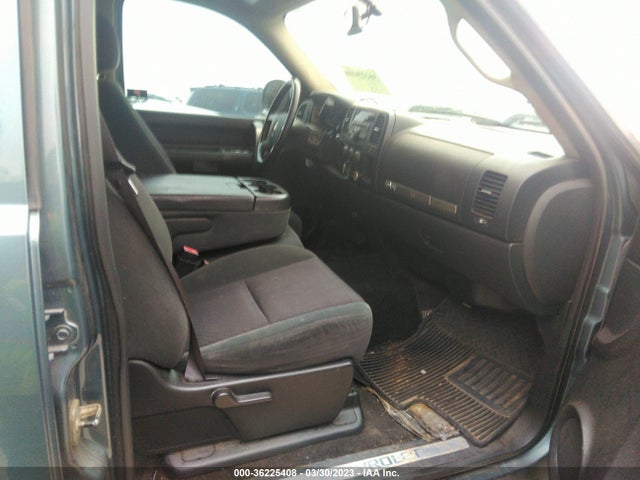 2009 CHEVROLET SILVERADO 1500 LT VIN: 3GCEC23019G225802