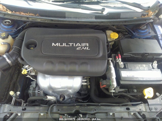 1C3CCCCB5FN593082 Chrysler 200 C