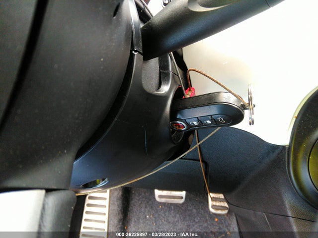 Fiat 500c Abarth 2015 3C3CFFJHXFT598827 Image 11