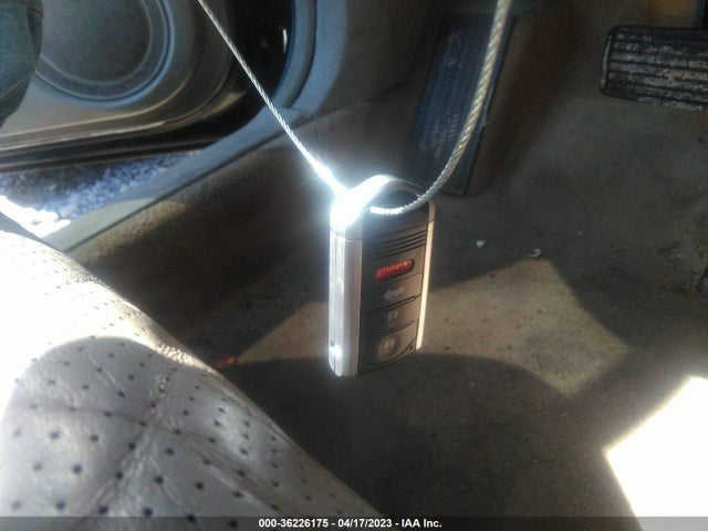 2011 ACURA TL TECH VIN: 19UUA8F58BA006739