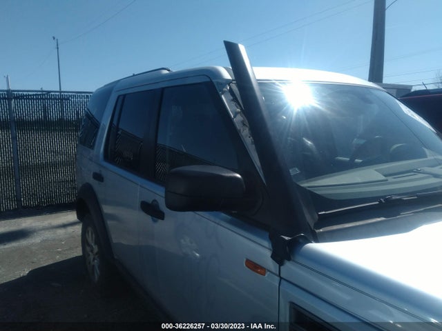 2005 LAND ROVER LR3 SE VIN: SALAA25415A304571