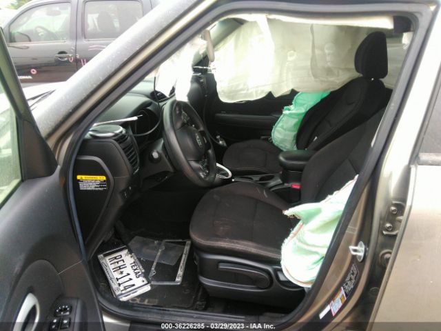 KNDJN2A21G7374104 KIA Soul Base
