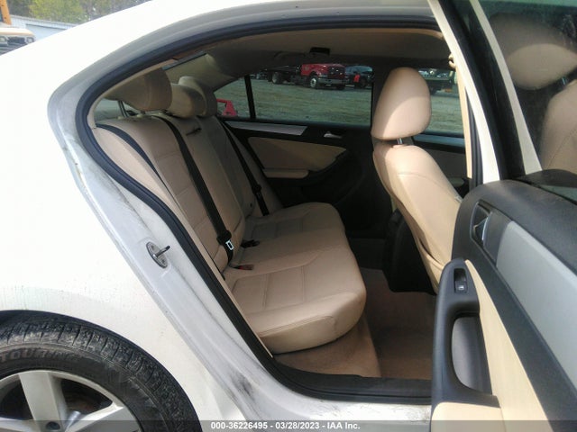 2012 VOLKSWAGEN JETTA SEDAN TDI VIN: 3VWLL7AJXCM083567