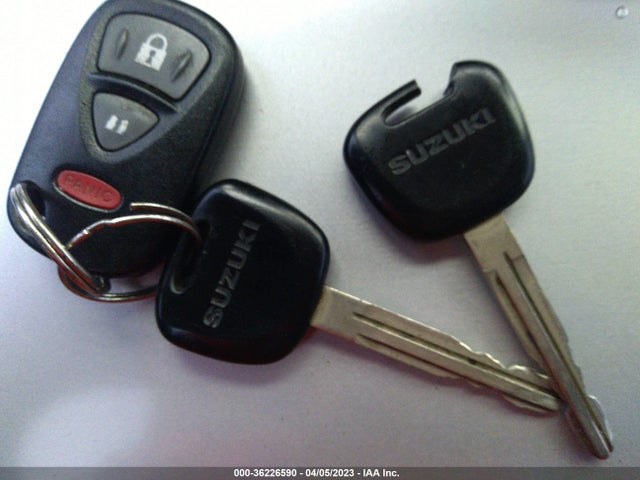 2005 SUZUKI XL-7 LX/EX VIN: JS3TX92V054108514