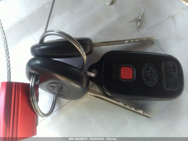 2004 TOYOTA CAMRY LE/SE/XLE VIN: 4T1BE30KX4U285264