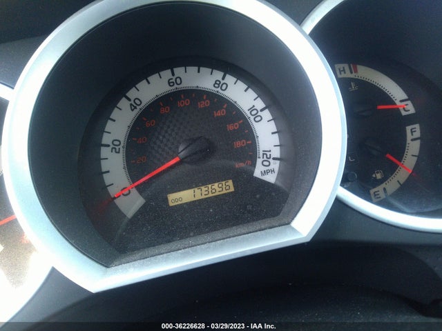 2015 TOYOTA TACOMA VIN: 5TFLU4EN0FX121043