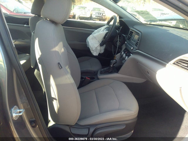 2019 HYUNDAI ELANTRA SE VIN: 5NPD74LF3KH487382