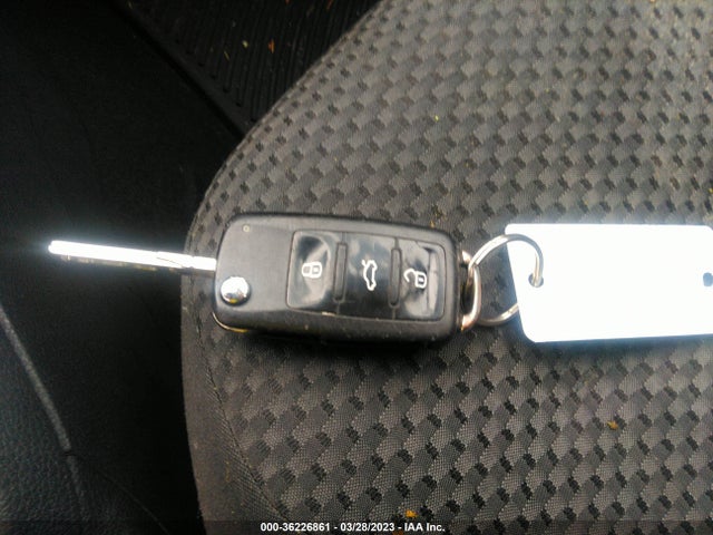 3VW2K7AJ4EM248613 Volkswagen Jetta Sedan S