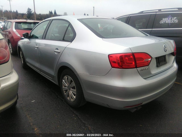 3VW2K7AJ4EM248613 Volkswagen Jetta Sedan S