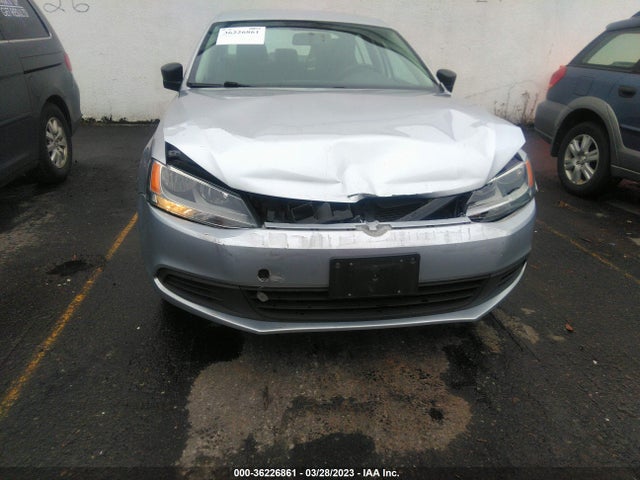 3VW2K7AJ4EM248613 Volkswagen Jetta Sedan S