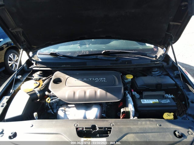 1C3CCCAB7FN640776 Chrysler 200 Limited