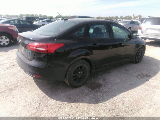 Ford FOCUS SE 2017 1FADP3F22HL270791 Image 5