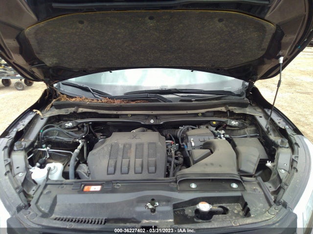 JA4ASUAA4NZ018219 Mitsubishi Eclipse Cross Es
