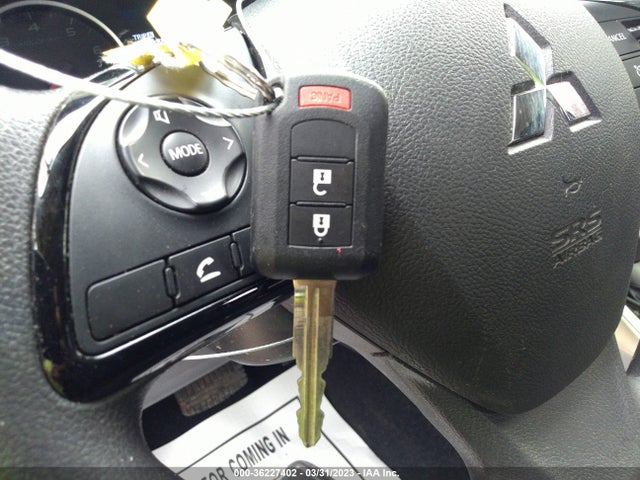 JA4ASUAA4NZ018219 Mitsubishi Eclipse Cross Es