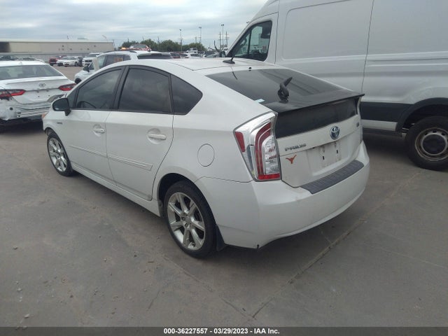 Toyota Prius Four/five/three/one/two 2014 JTDKN3DU0E0360935 Image 3