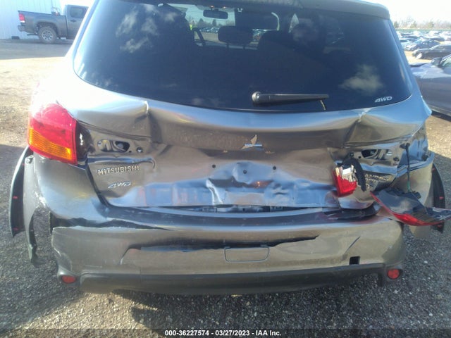 JA4AR3AUXGZ058646 Mitsubishi Outlander Sport 2.0 Es