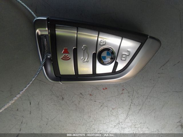 3MW5R1J0XL8B22470 BMW 3 Series 330i
