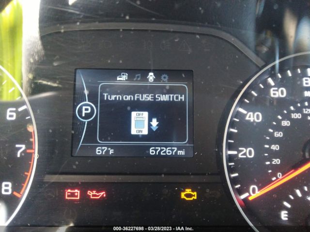 KNDPM3AC6H7064057 KIA Sportage Lx