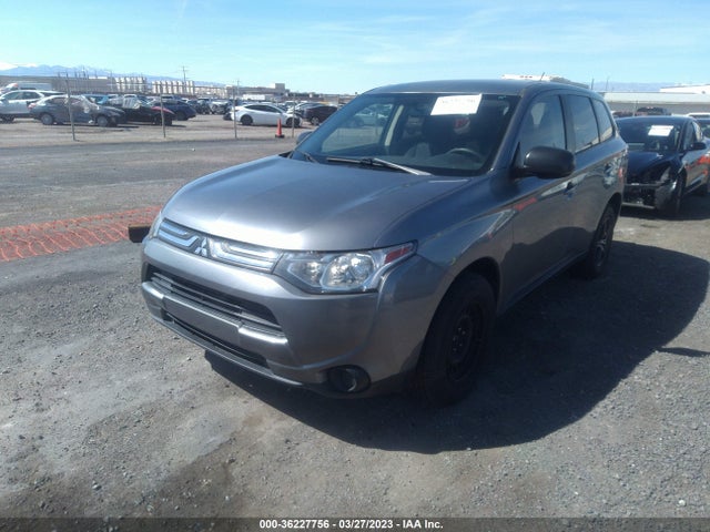 JA4AD2A39EZ011752 Mitsubishi Outlander Es